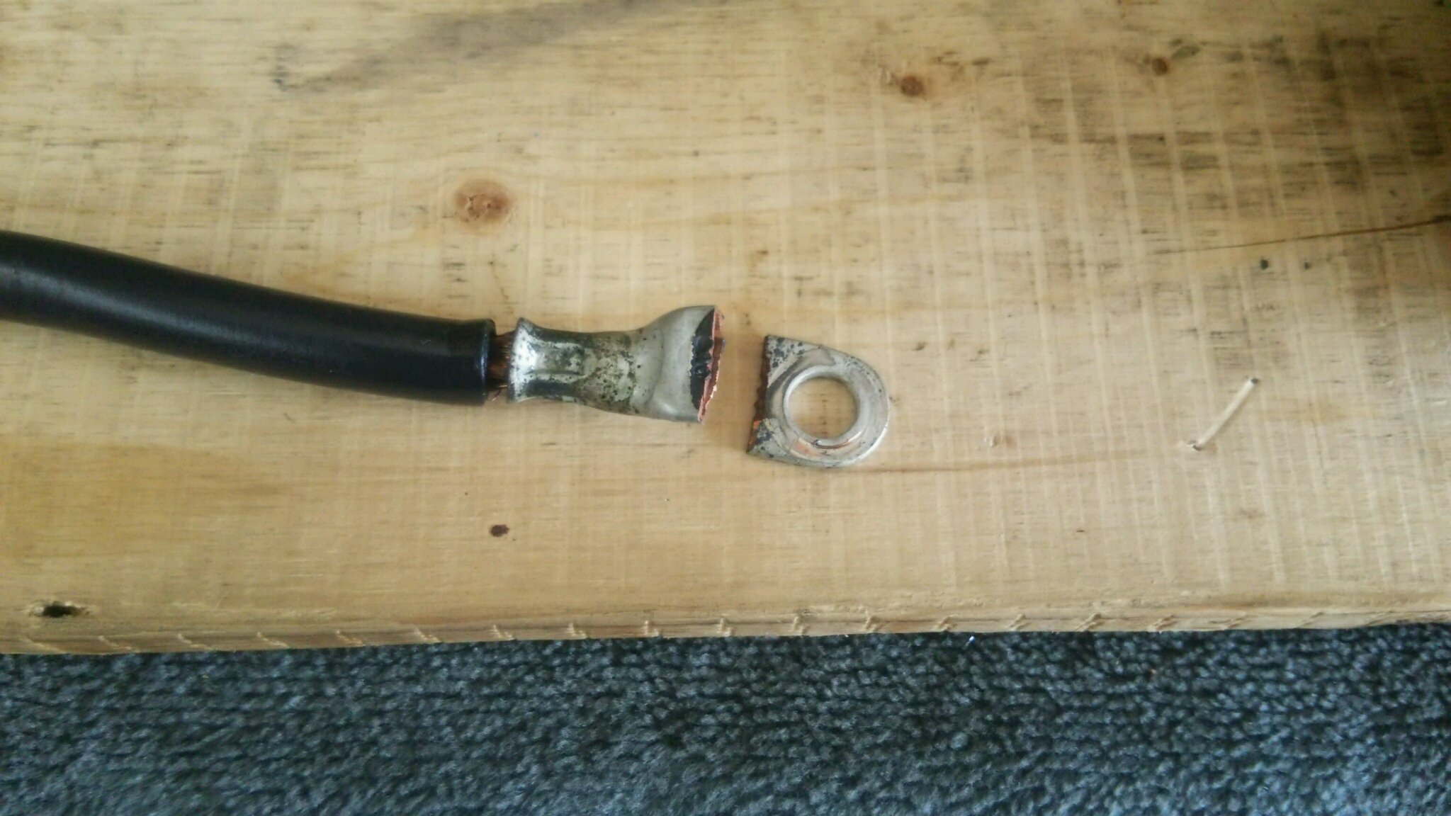 バッテリーケーブル 丸富修理道 丸富オート販売 横浜 湘南でバイクの購入 修理 レンタルバイク バイクのことなら何でもおまかせ